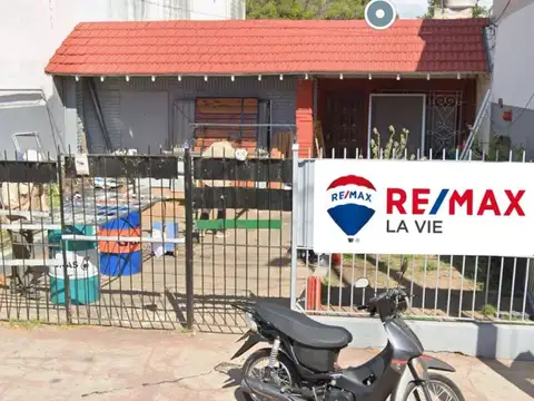 Casa en Venta en Berazategui, USD 55.000