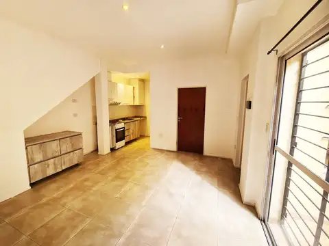 Depto Tipo Casa en Venta de 1 dormitorio