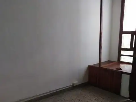 Oficina / deposito en alquiler en martinez.