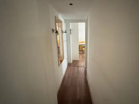 Depto Tipo Casa 6 ambientes con 2 baños