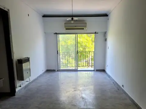 VENTA DPTO TRES AMBIENTES, SAN ANDRES
