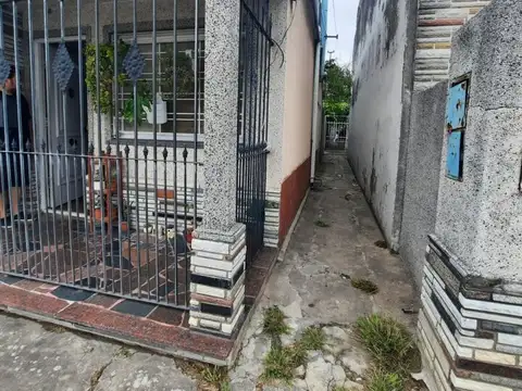 Depto Tipo Casa en Venta de 3 ambientes