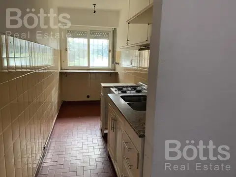 Venta Departamento con excelente ubicación - Moreno