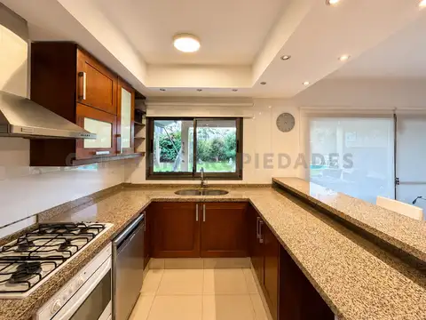 Casa en Alquiler en Vida, USD 2.500