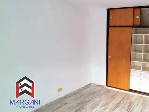 Departamento 3 AMB al Frente S/ Avenida!