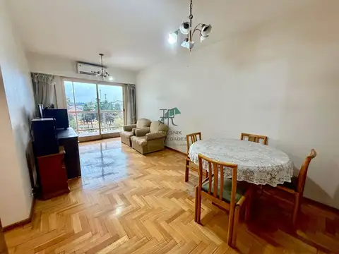 Departamento 4 ambientes cochera. apto profesional