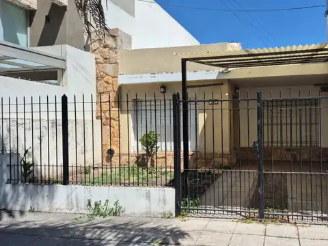 SE ALQUILA PROPIEDAD DE DOS DORMITORIOS EN PADUA ZONA RESIDENCIAL