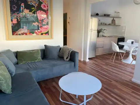 ALQUILER TEMPORARIO!!! Avda. Sanata Fe y Esmeralda - 2 ambtes al fte. (60 m2)- *IMPECABALE*