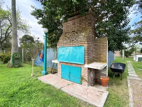 Casa 4 ambientes con 1 baño