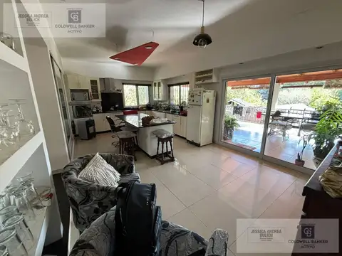 Venta Casa 5 dorm en Unquillo