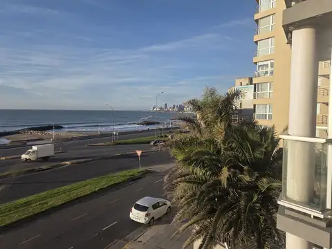 ALQUILER SEMIPISO 3 AMB/COCHERA/QUINCHO FRENTE AL MAR LA PERLA