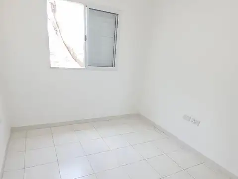 VENTA DTO 2 DORM LAVADERO A 400 MTS DE AV A. DEL V