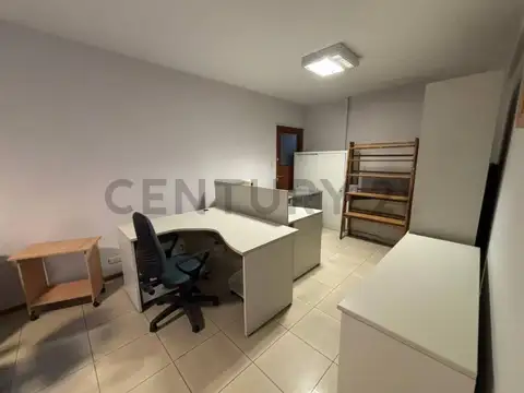 Suipacha 400, Piso 1