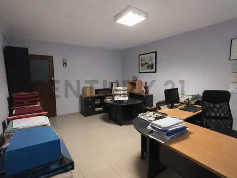 Suipacha 400, Piso 1