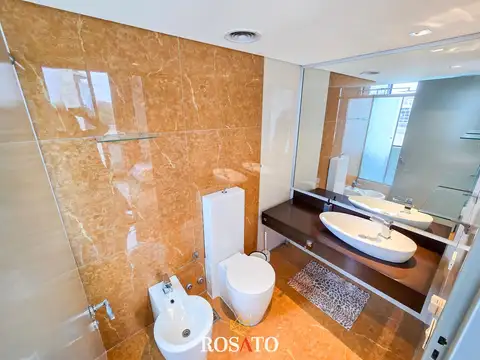 Venta departamento 3 ambientes con vista panorámica, cochera cubierta y amenities en Puerto Madero