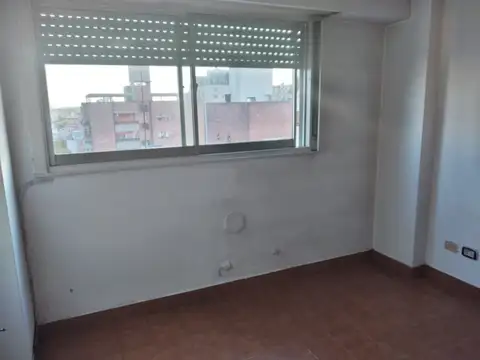 AMPLIO AMBIENTE QUILMES CENTRO