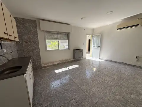 TRES CASAS  JUNTAS EN CERRI