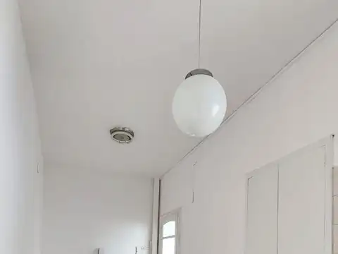 Local en Venta 74 años