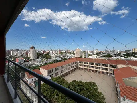 Departamento en Alquiler en Abasto, $ 500.000