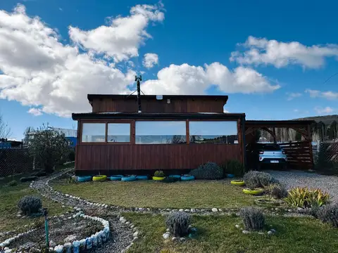 Casa en la Estepa Patagónica - Ñirihuau Dina Huapi