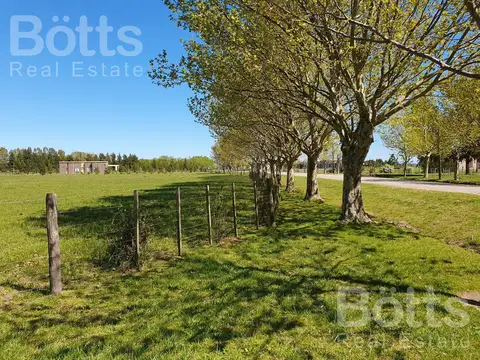 Terreno en  Chacras de Abbott - se aceptan permutas