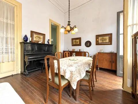 Depto Tipo Casa en Venta de 4 dormitorios