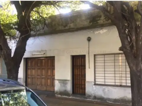 Casa  en Venta ubicado en Remedios De Escalada, Lanús