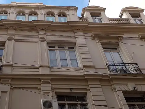 ALQUILER DE OFICINAS EN EDIFICO DE CATEGORIA