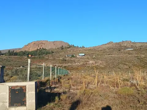 LOTE CON  VISTAS, CERCADO Y PROYECTO APROBADO