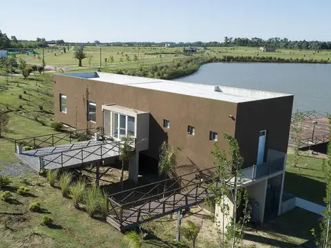 Terreno en Venta (Financia)