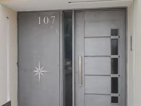 Sarmiento 107 , Piso 2