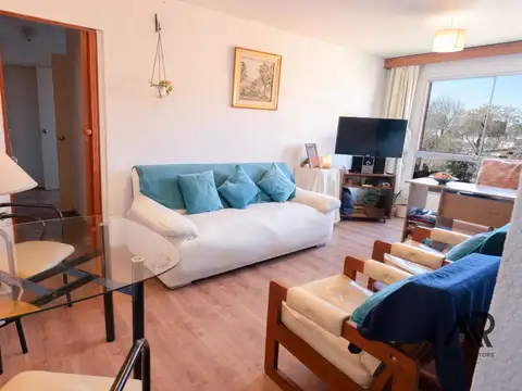 Apartamento en venta c/ cochera en Ipora