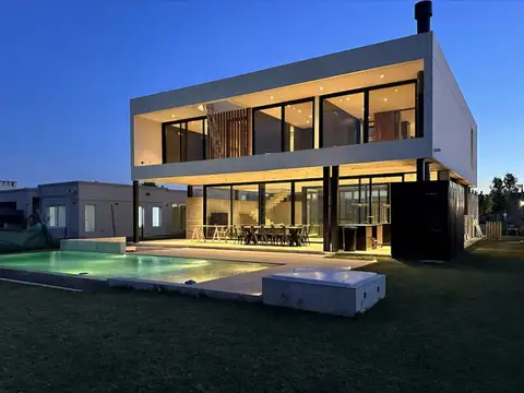 Casa en Venta 1 año