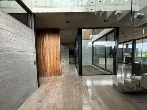 Casa en Venta 1 año