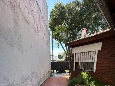 Depto Tipo Casa en Alquiler de Monoambiente