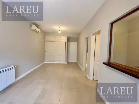 Departamento en Alquiler con 1 cochera