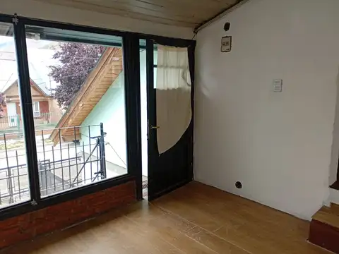 Casa de 4 dorm-Depto -Quincho