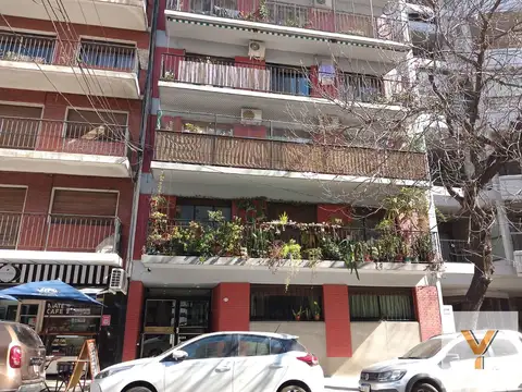 Paraguay 4242 e/ Malabia y Armenia