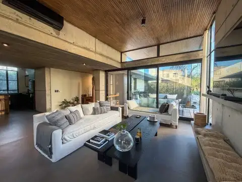 Venta casa 3 amb. mas escritorio, en una planta en Alvear de Benavidez