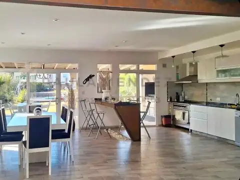 Casa Monoambiente con 3 baños