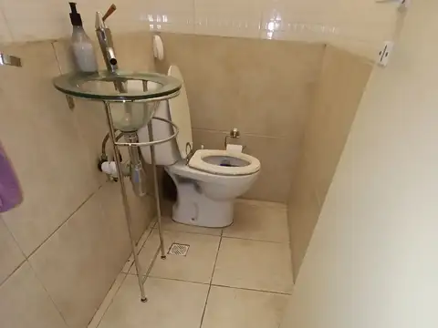 Depto Tipo Casa en Venta 81 años