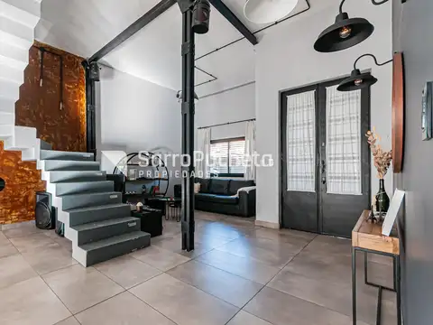 Casa en Venta con 1 cochera