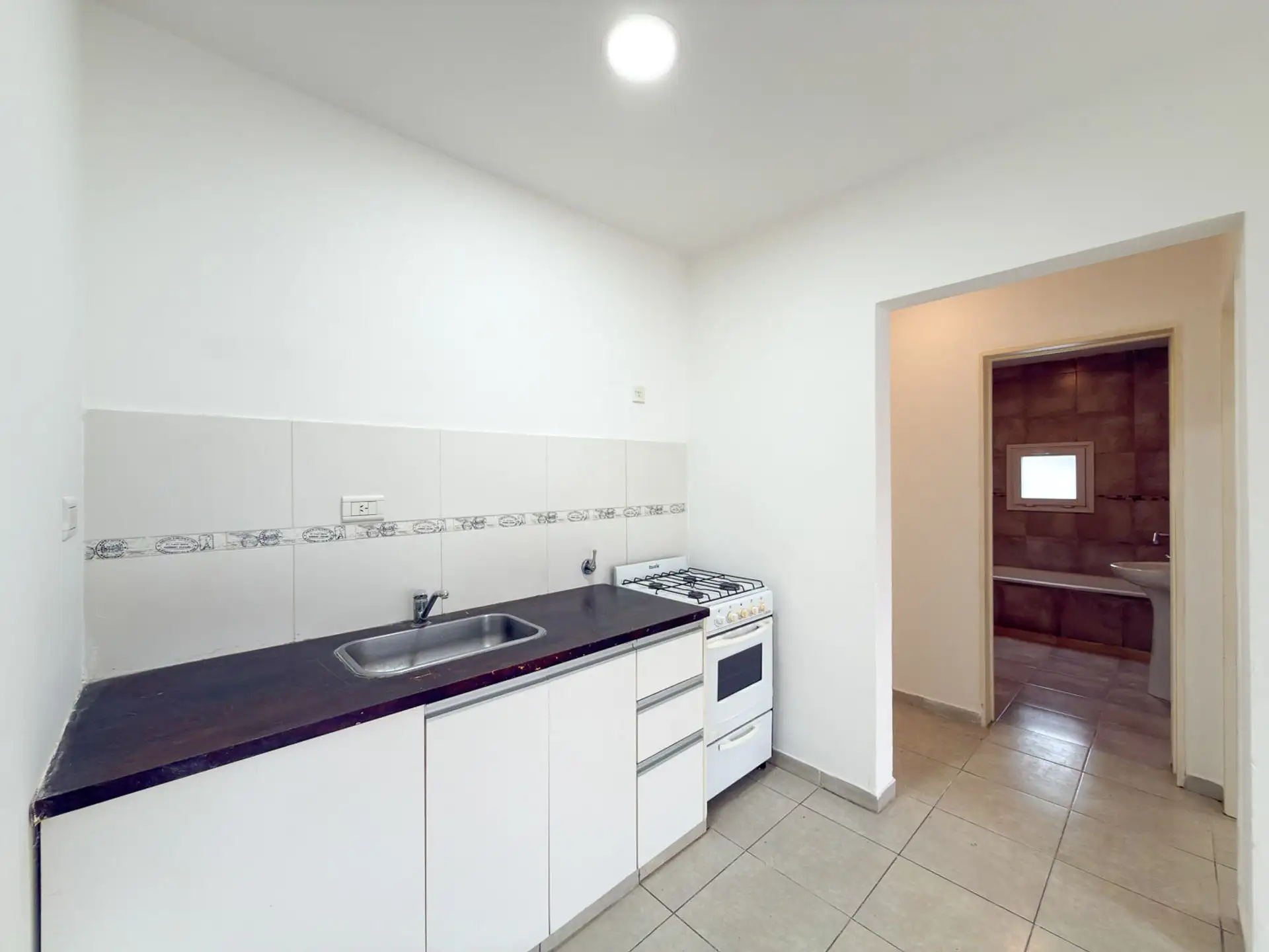Depto 2 amb, 42m² con cochera — Zona Club Hípico