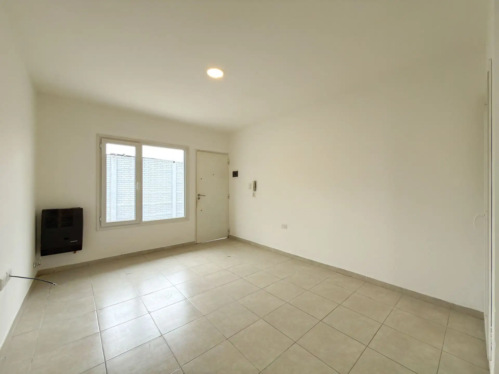Depto 2 amb, 42m² con cochera — Zona Club Hípico
