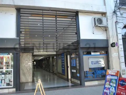 VENTA LOCAL EN GALERIA ACEPTA PERMUTA