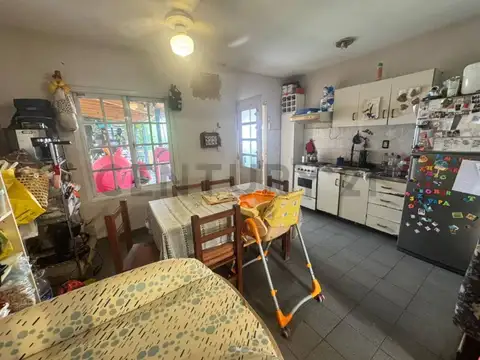 Avenida Marquez 2500, Piso 0