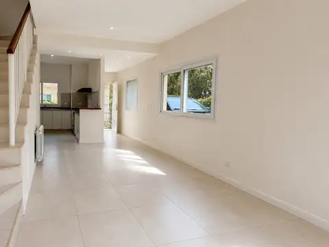 Casa en Alquiler en Complejo Liquidámbar, USD 1.000