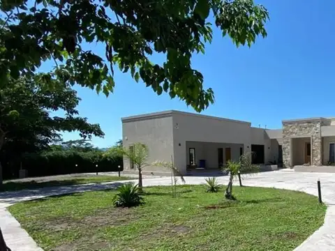 Exc Casa Vta 4 Dor Gge/suite/pil/qcho/escr Chacras