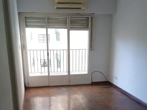 Muy buen 3 ambientes. Luminoso. Excelente ubicación