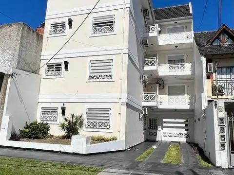 Departamento 2 amb c/balcón (Santamaría 1200-V. Luzuriaga)